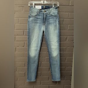 7 For All Mankind NWT HR super skinny jeans  24